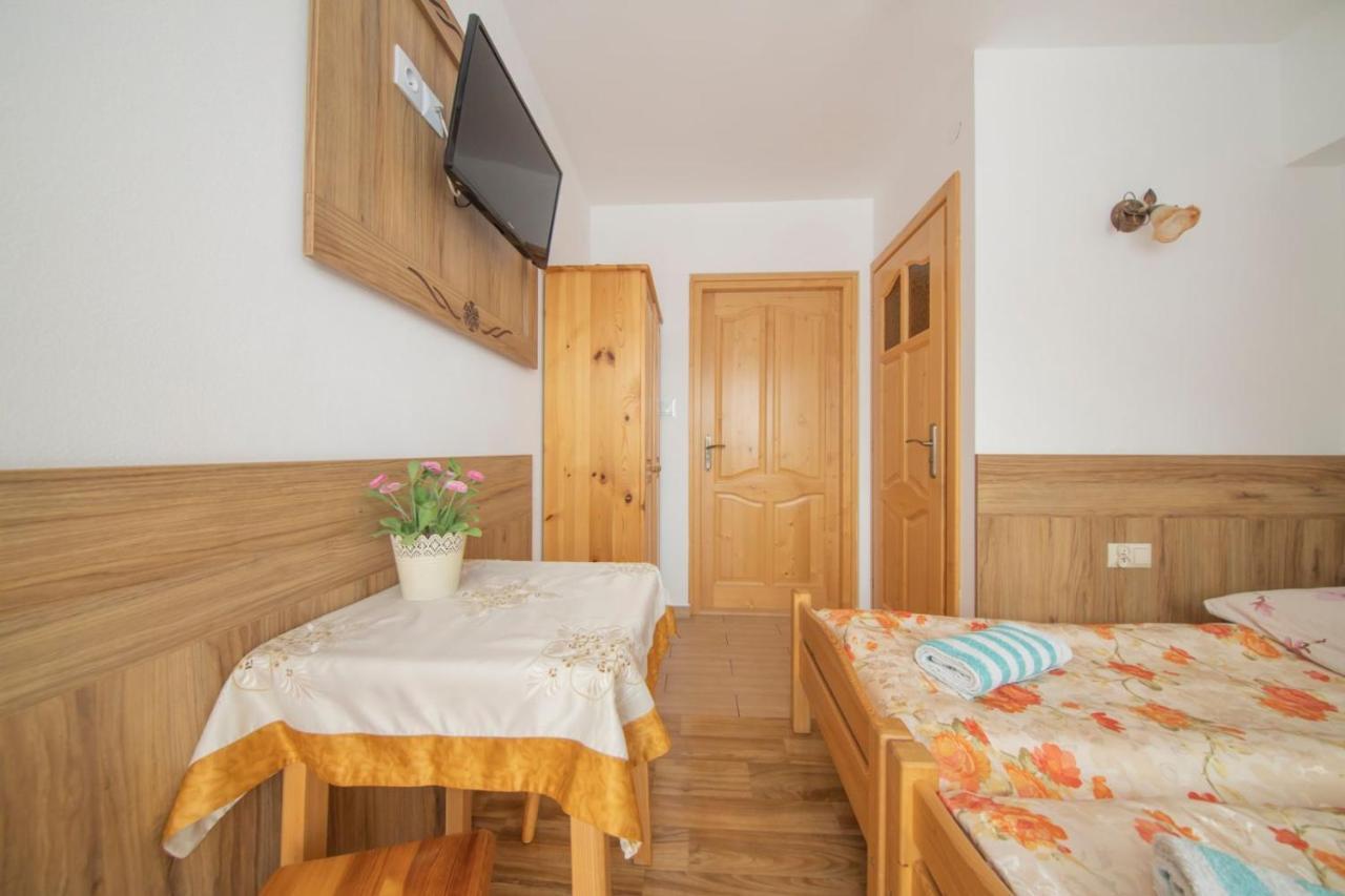 Dw Maria 2 Bed & Breakfast *